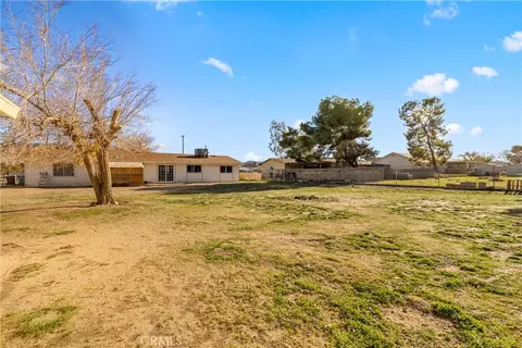 Exterior - 9164 Quincy Ave, Hesperia, CA 92345 photo 3 of 6