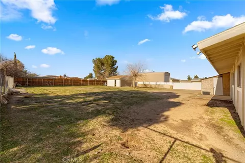 Exterior - 9164 Quincy Ave, Hesperia, CA 92345 photo 4 of 6