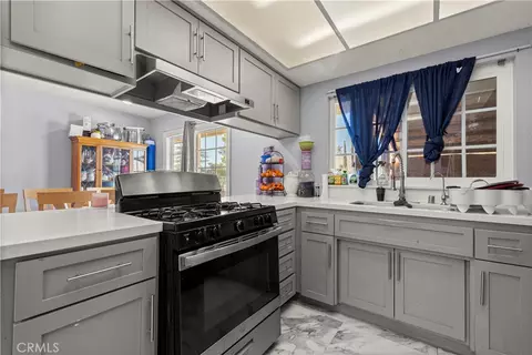 Kitchen - 9164 Quincy Ave, Hesperia, CA 92345 photo 3 of 3