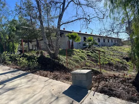 Exterior - 37220 Quarter Valley Rd, Temecula, CA 92592 photo 2 of 20