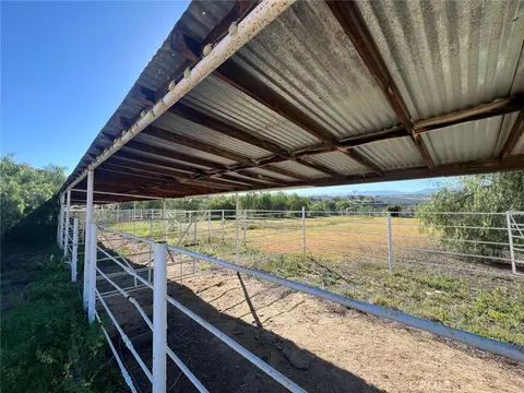 Exterior - 37220 Quarter Valley Rd, Temecula, CA 92592 photo 17 of 20