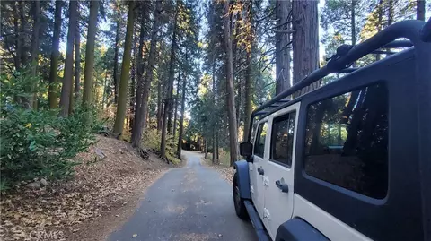 26 Peak Cir, Crestline, CA 92322 photo 5