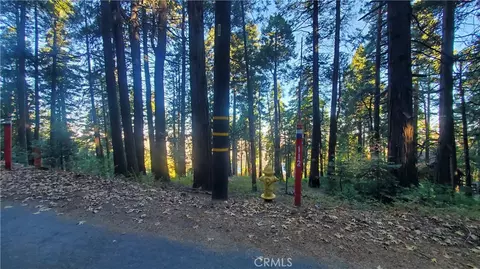 26 Peak Cir, Crestline, CA 92322 photo 8