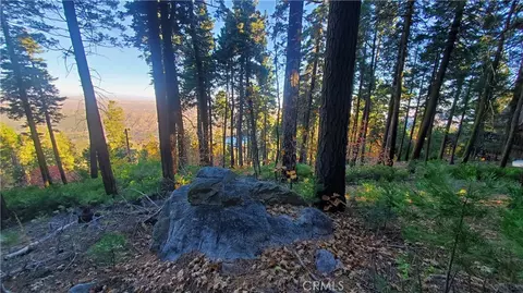 26 Peak Cir, Crestline, CA 92322 photo 21