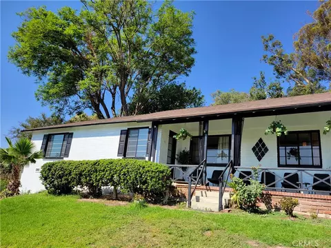 Exterior - 4600 9th, Riverside, CA 92501 photo 6 of 13