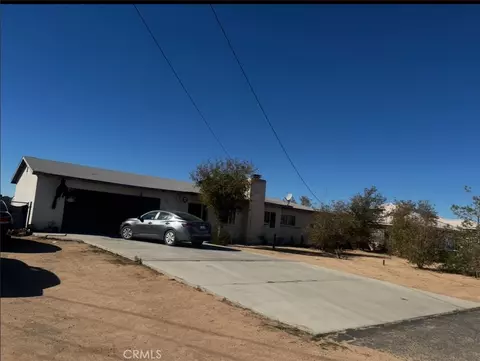 12442 Quinnault Rd, Apple Valley, CA 92308 photo 2