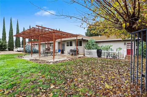 Exterior - 23457 Currier Dr, Tracy, CA 95304 photo 7 of 9