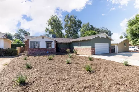 9810 Sharon, Riverside, CA 92503