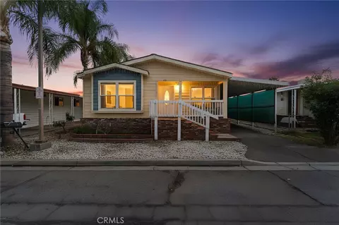 138 Sir Damas Dr, Riverside, CA 92507