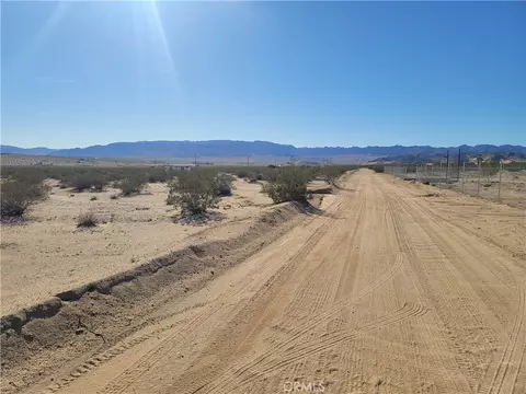 2255 Shooting Star, Twentynine Palms, CA 92277