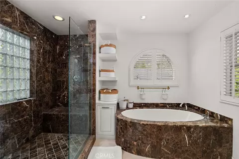 Bath - 39287 Pine St, Yucaipa, CA 92399 photo 3 of 5