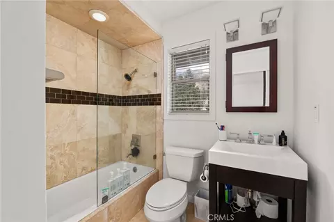 Bath - 39287 Pine St, Yucaipa, CA 92399 photo 4 of 5
