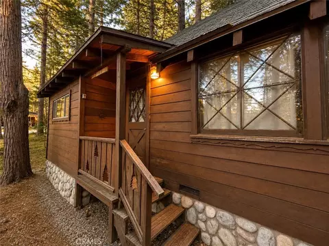 Exterior - 65807 N Boa Dr, Crestline, CA 92325 photo 3 of 6