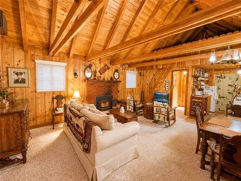 Living - 65807 N Boa Dr, Crestline, CA 92325 photo 1 of 3