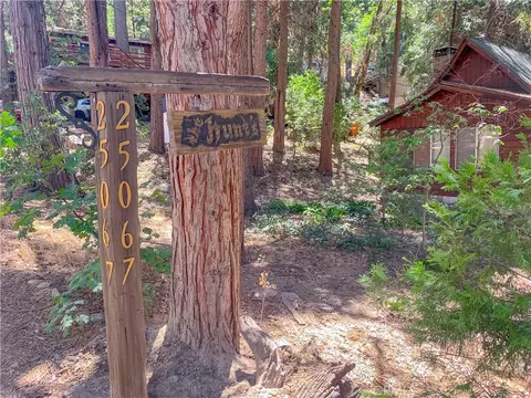 65807 N Boa Dr, Crestline, CA 92325