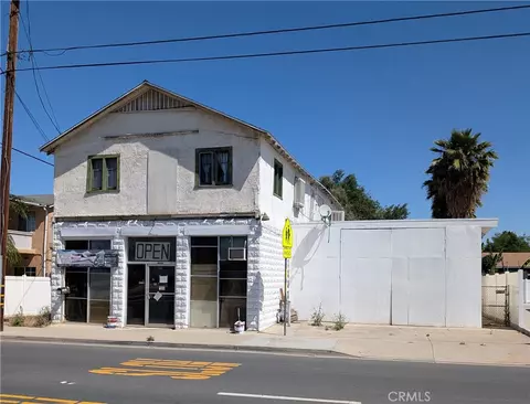 1071 Center St, Riverside, CA 92507