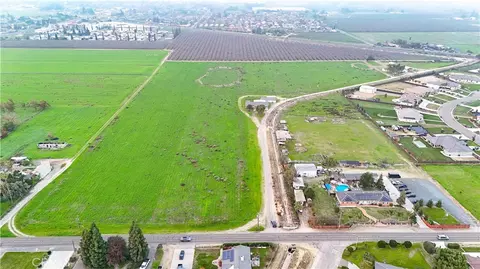 6676 Gertrude Ave, Winton, CA 95388