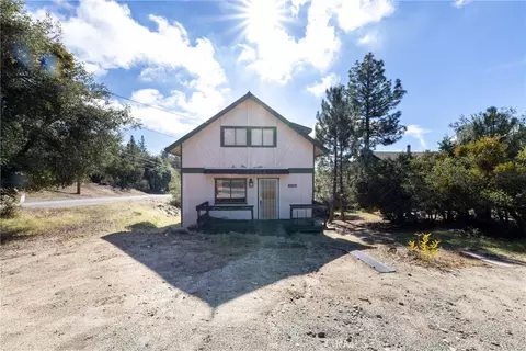 26785 Hopkins, Idyllwild, CA 92549