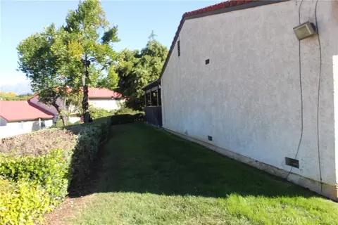 Exterior - 601 E Palm Ave, Redlands, CA 92374 photo 4 of 6