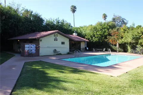 Exterior - 601 E Palm Ave, Redlands, CA 92374 photo 6 of 6