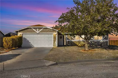 10450 Cimmeron Trl, Adelanto, CA 92301