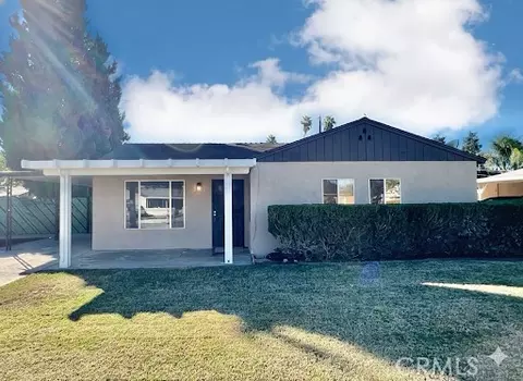 8654 Greenpoint Ave, Riverside, CA 92503