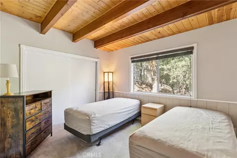 Bedroom - 337 Wylerhorn, Crestline, CA 92325 photo 3 of 4