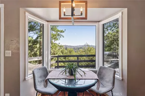 Dining - 337 Wylerhorn, Crestline, CA 92325 photo 1 of 2
