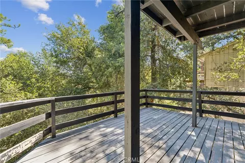 Exterior - 337 Wylerhorn, Crestline, CA 92325 photo 8 of 11