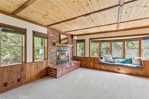 Living - 337 Wylerhorn, Crestline, CA 92325 photo 3 of 6