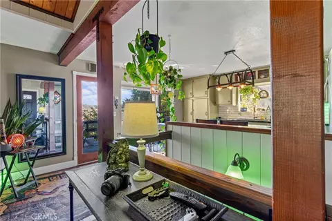 Entry Way - 337 Wylerhorn, Crestline, CA 92325 photo 1 of 4