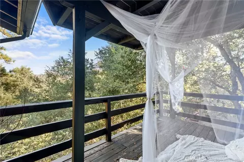 Exterior - 337 Wylerhorn, Crestline, CA 92325 photo 4 of 6