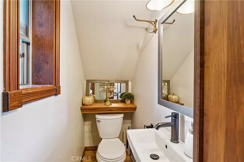 Bath - 337 Wylerhorn, Crestline, CA 92325 photo 4 of 4