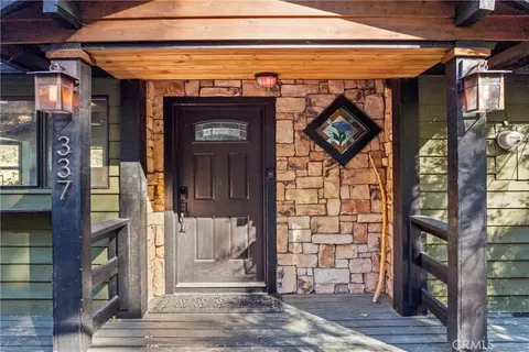 Exterior - 337 Wylerhorn, Crestline, CA 92325 photo 2 of 11