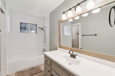 Bath - 337 Wylerhorn, Crestline, CA 92325 photo 2 of 4