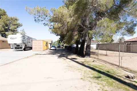Exterior - 15078 Cactus, Hesperia, CA 92345 photo 11 of 15