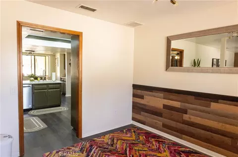 Entry Way - 15078 Cactus, Hesperia, CA 92345 photo 2 of 8