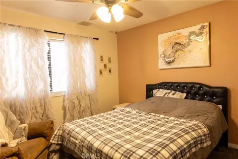 Bedroom - 15078 Cactus, Hesperia, CA 92345 photo 8 of 14