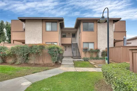 1333 Massachusetts Ave #201, Riverside, CA 92507