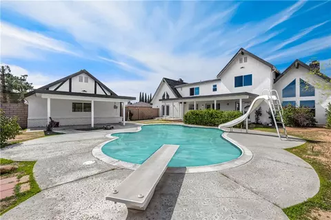 14287 Bochee, Apple Valley, CA 92307