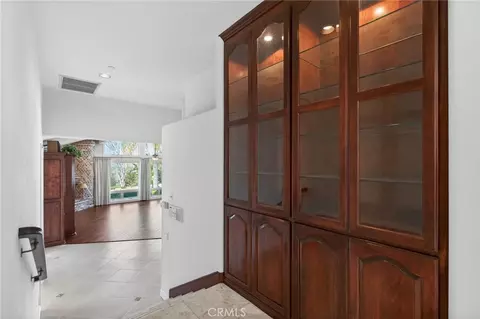 Entry Way - 6872 Chartwell, Riverside, CA 92506 photo 4 of 6