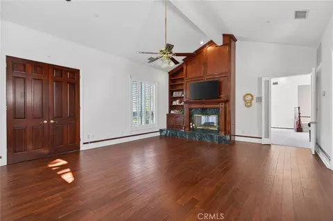 Living - 6872 Chartwell, Riverside, CA 92506 photo 4 of 14