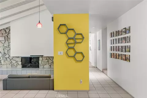 Entry Way - 2110 Hathaway, Riverside, CA 92506 photo 3 of 3