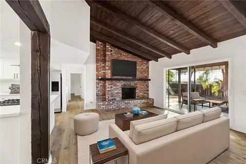 19215 Hupa Rd, Apple Valley, CA 92307