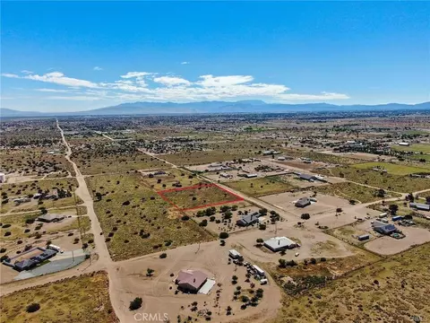 0 Bonanza, Phelan, CA 92371 photo 3