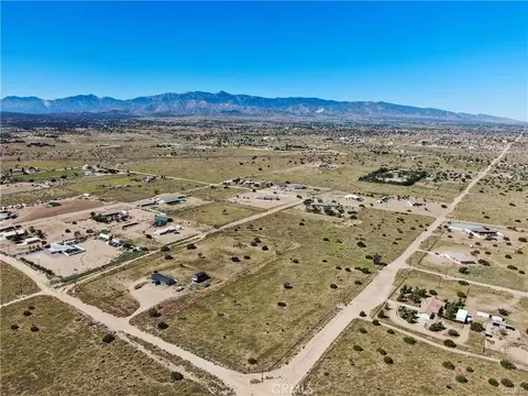 0 Bonanza, Phelan, CA 92371 photo 23