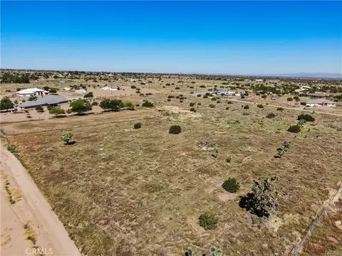 0 Bonanza, Phelan, CA 92371 photo 17