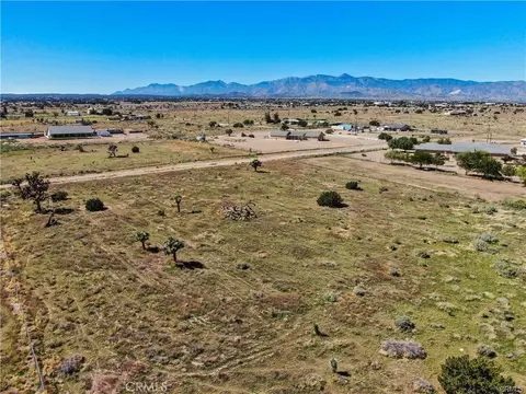 0 Bonanza, Phelan, CA 92371 photo 15