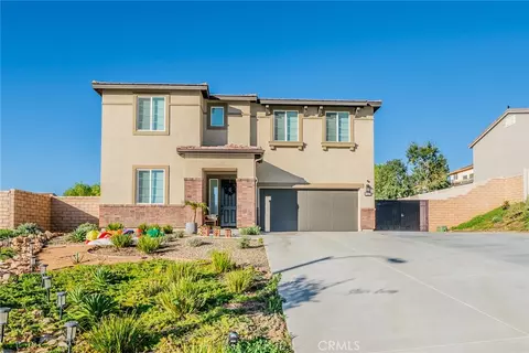 7640 Messina Hts, Highland, CA 92346