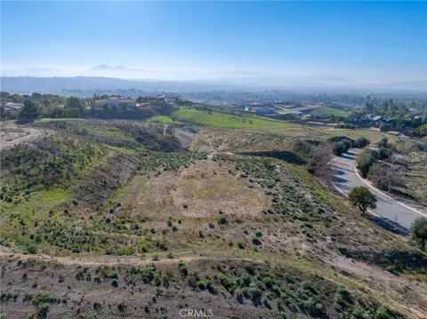 7478 Via Montecito, Riverside, CA 92506 photo 5